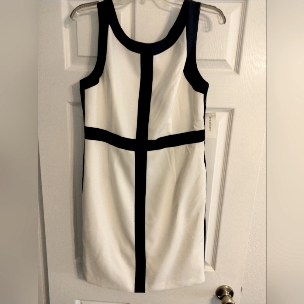 NWT!!!! Sleeveless White Sheath Dress with Black Contrast Trim